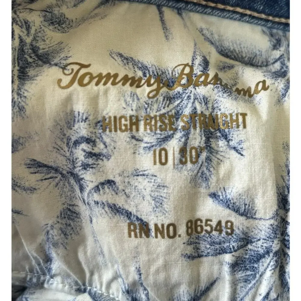 Tommy Bahama High Rise Straight Size 10 30